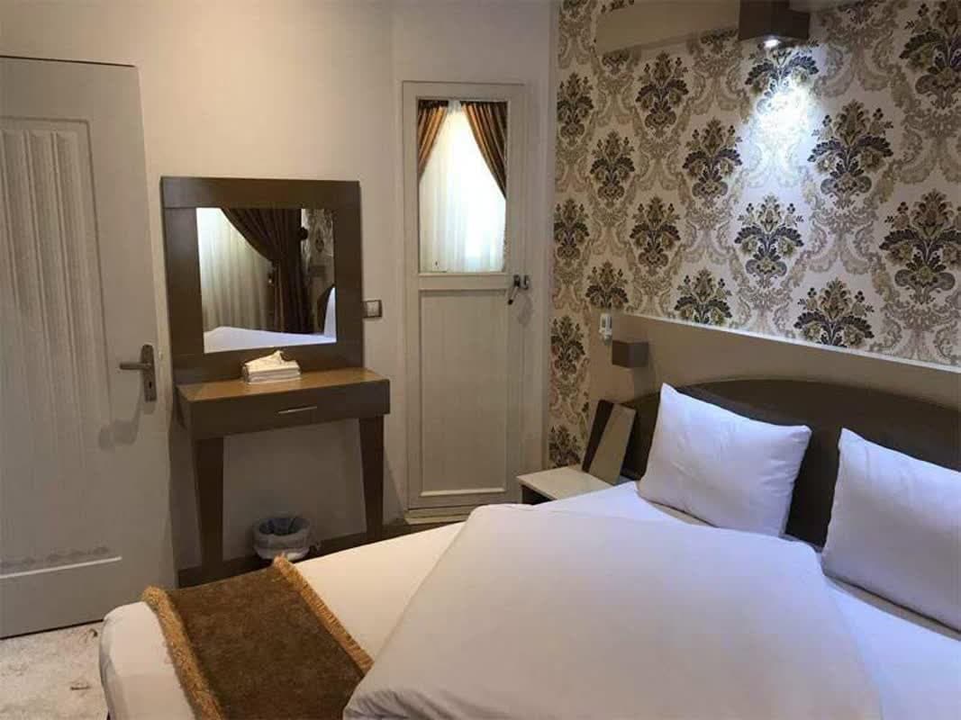 سوئیت دو تخته هتل هومن